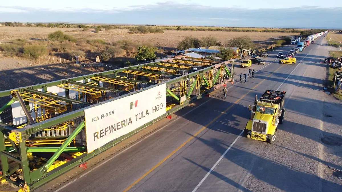 Avanzan por Estación Manuel estructuras que van a la refinería de Hidalgo José Luis Tapia Archivo